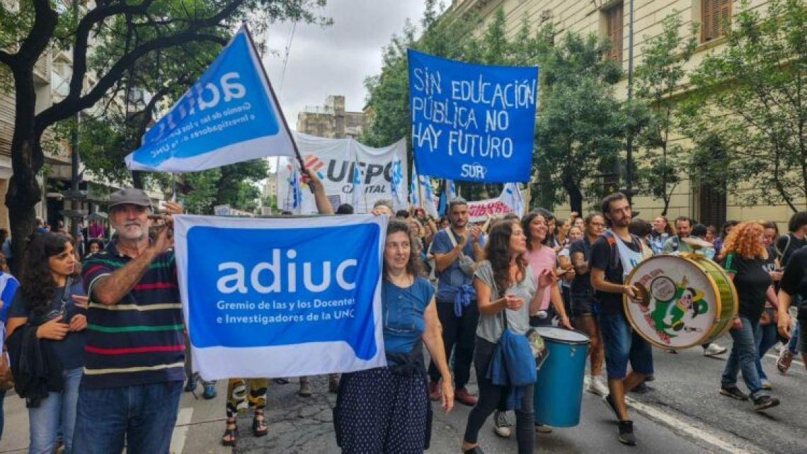 UNC en paro este 12 de agosto: docentes exigen financiar la universidad