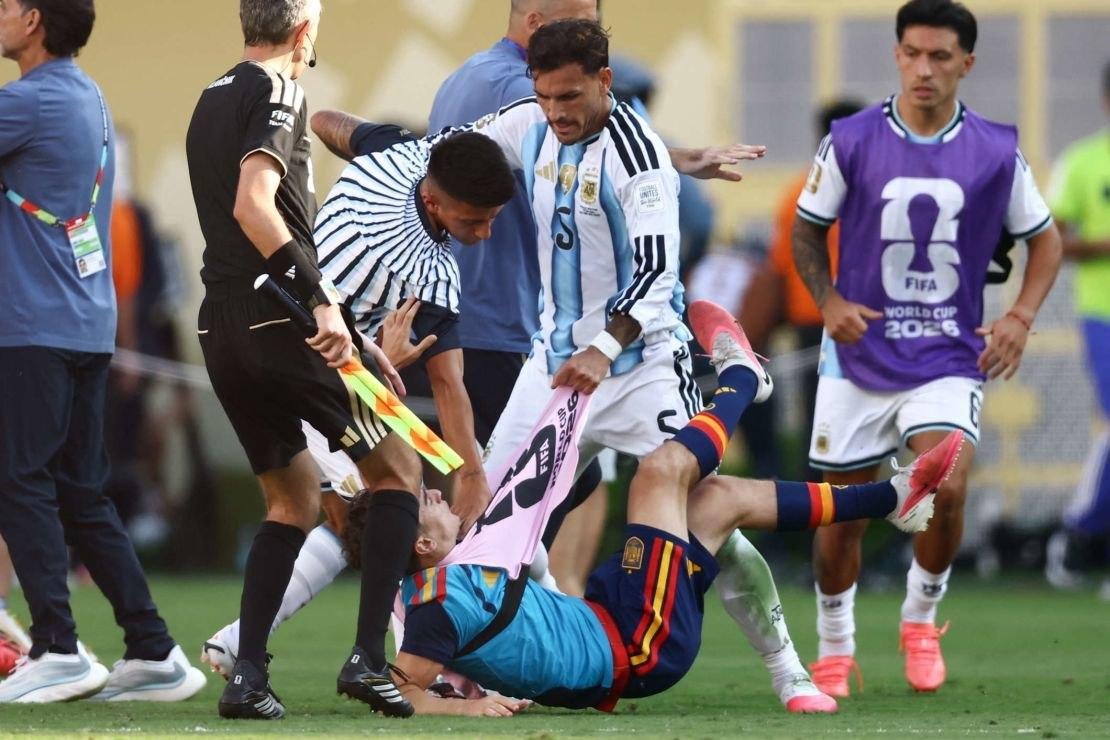 Leandro Paredes bajo la lupa de la FIFA: qué se sabe sobre el expediente por los incidentes en la final
