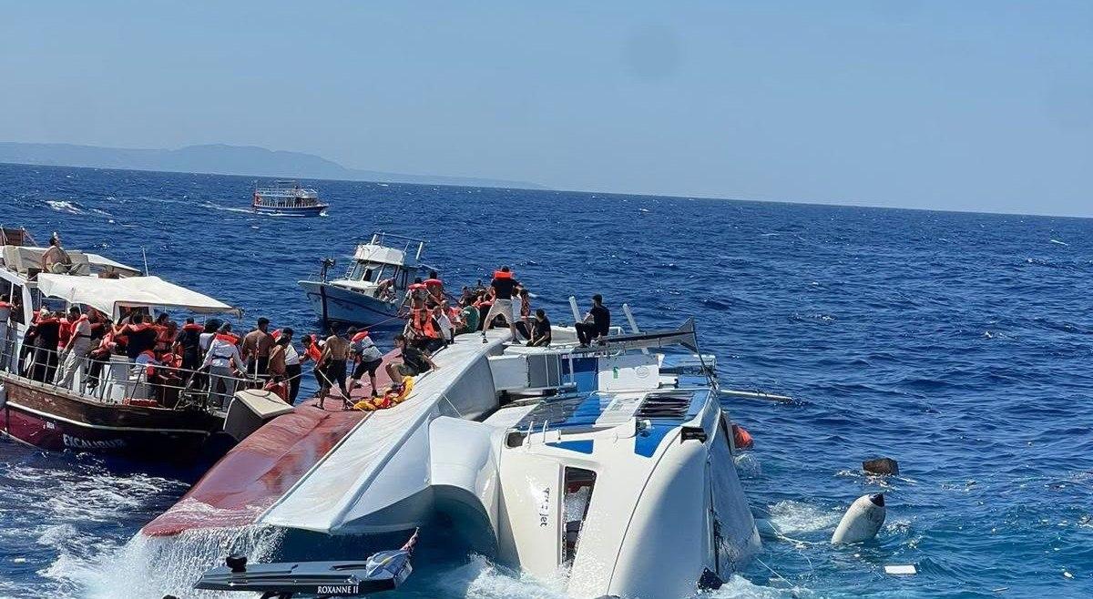 Chipre: naufragó un ferri con casi 270 personas en el mar Mediterráneo