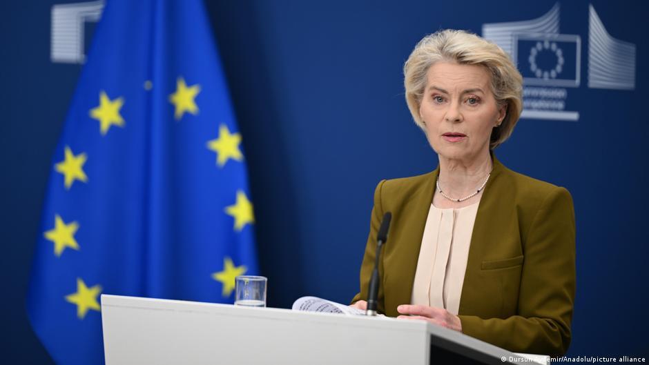Unión Europea: aprueban sanciones a Rusia y tope al petróleo