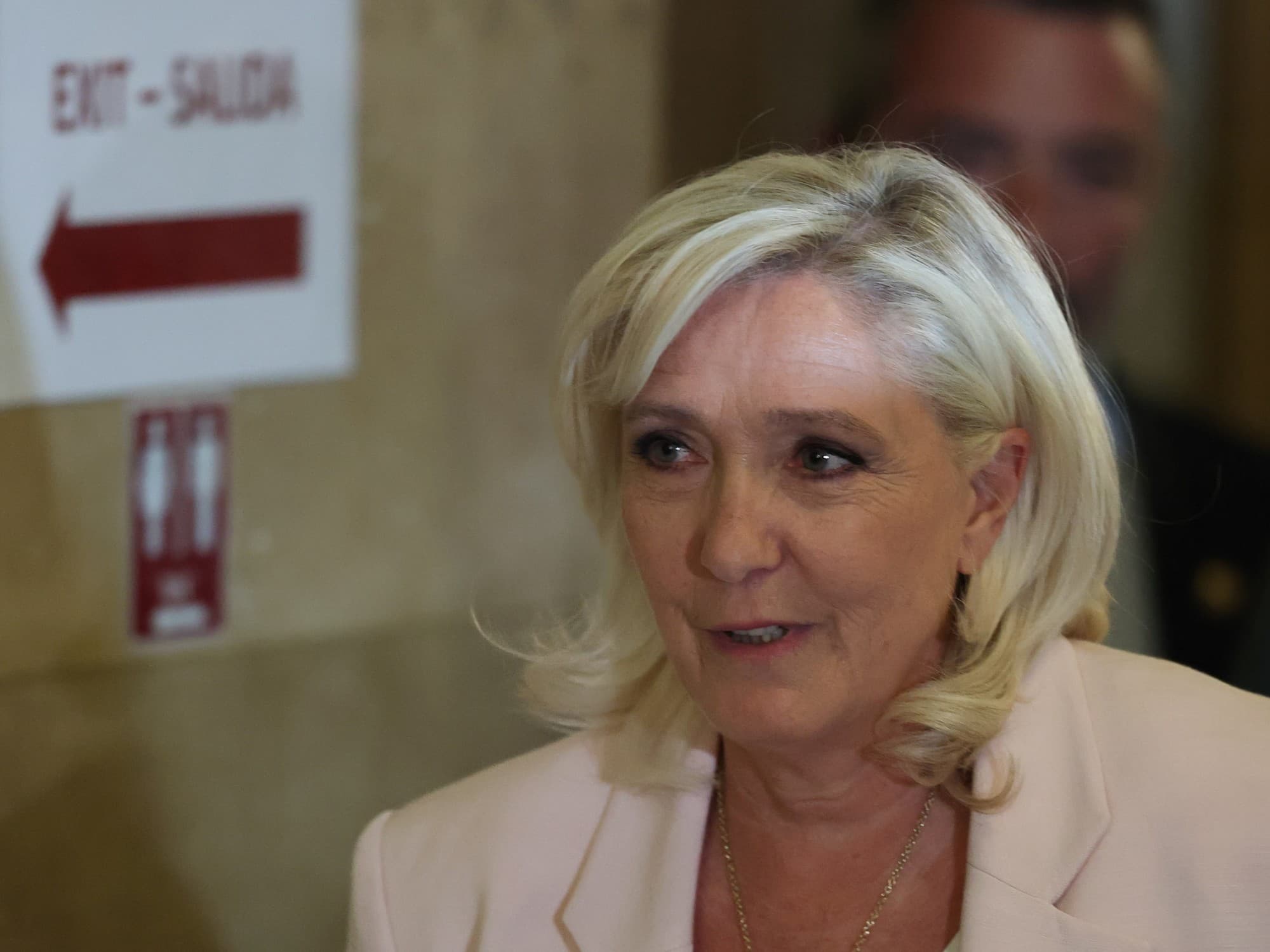 Marine Le Pen ante una encrucijada: el fallo judicial que condiciona su candidatura para 2027
