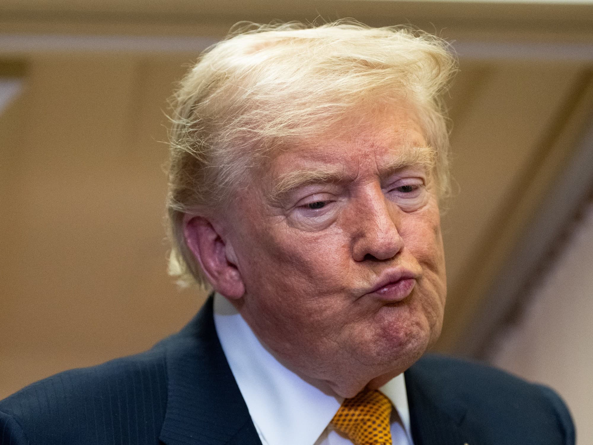 Tensión en EE.UU.: Trump disuelve la comisión electoral bipartidista antes de las legislativas