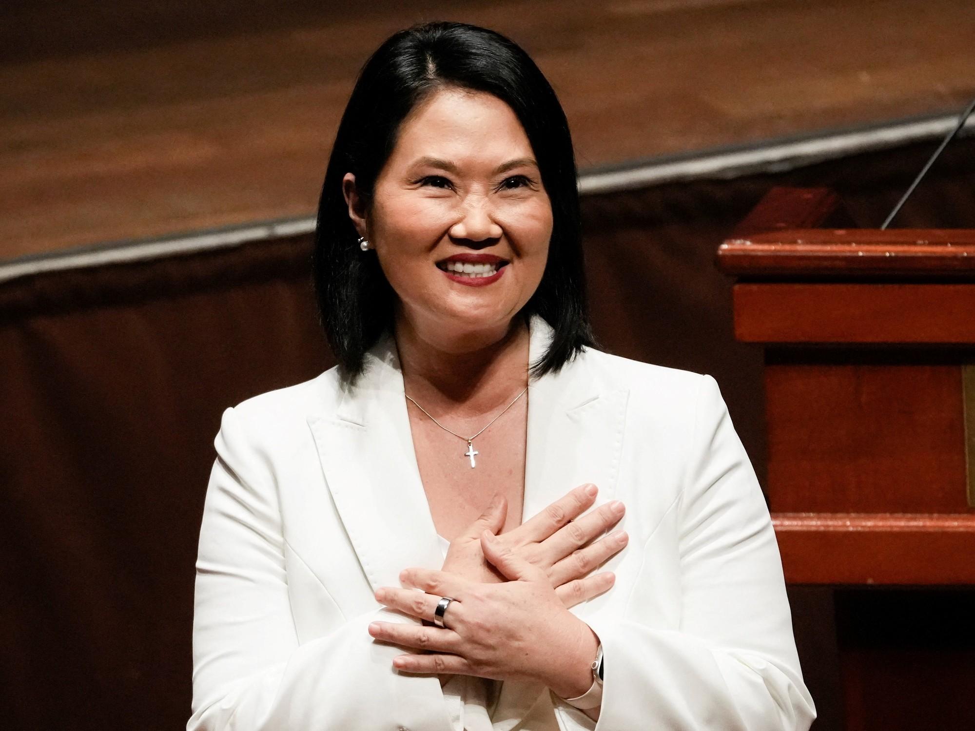 Keiko Fujimori recibió las credenciales de presidenta electa de Perú y convocó a la reconciliación nacional