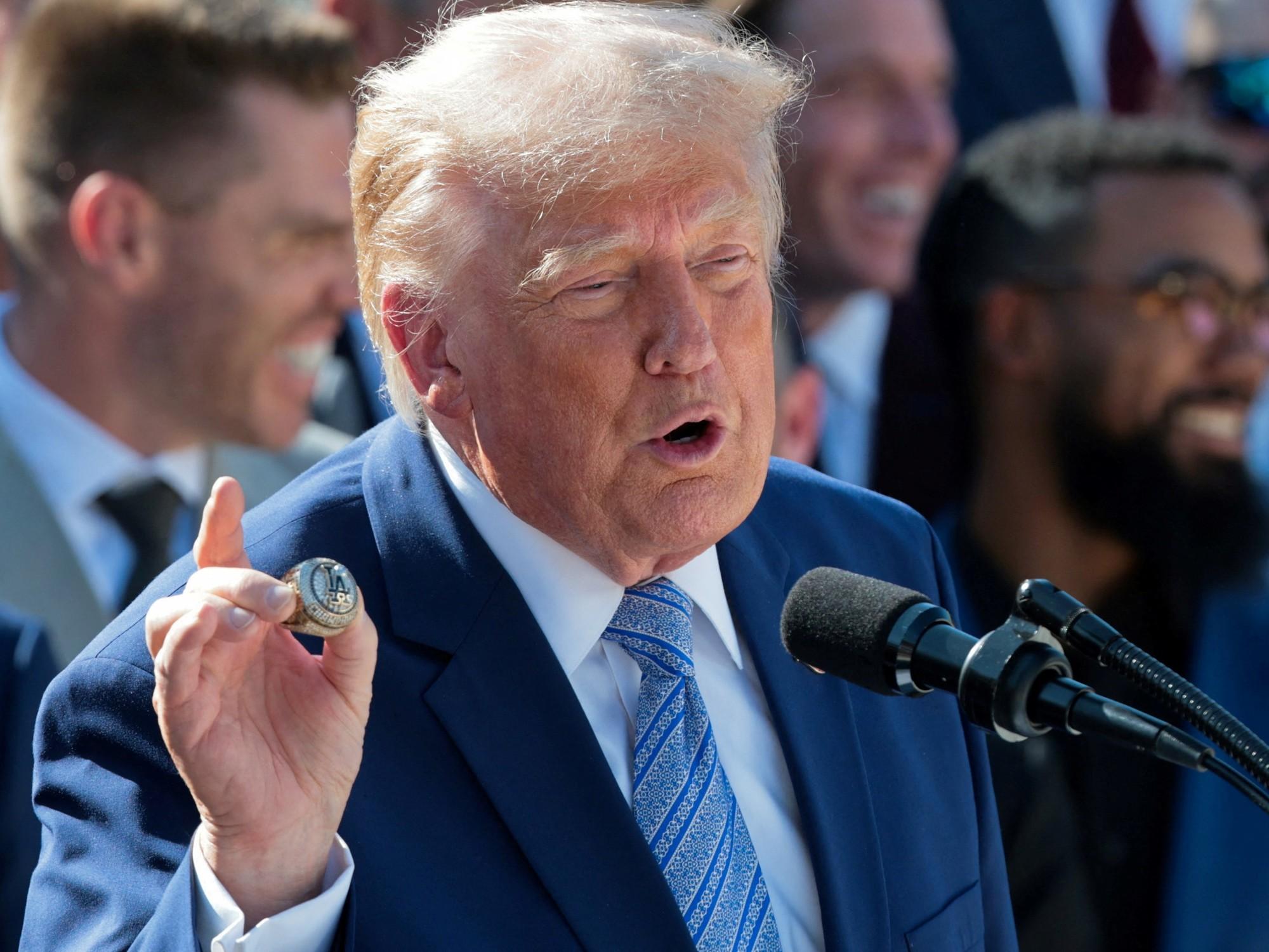 Donald Trump: EE.UU. fija aranceles de hasta el 12,5% a 60 países