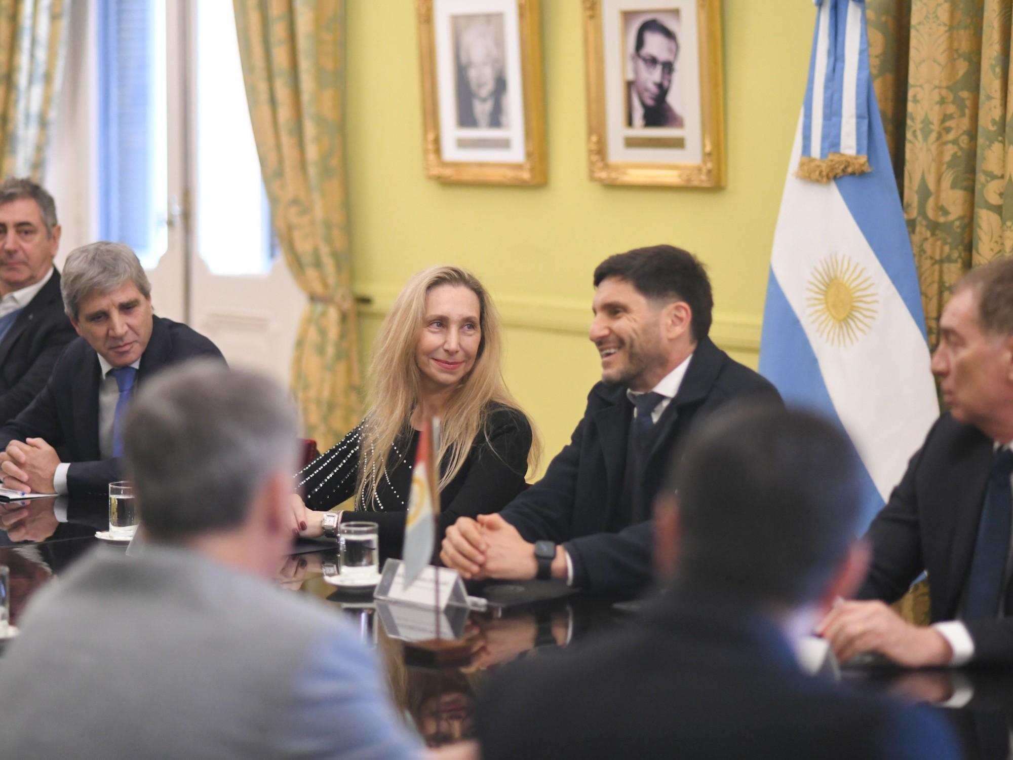 Congreso: Milei presiona por el Super Rigi y apura la suspensión de las PASO