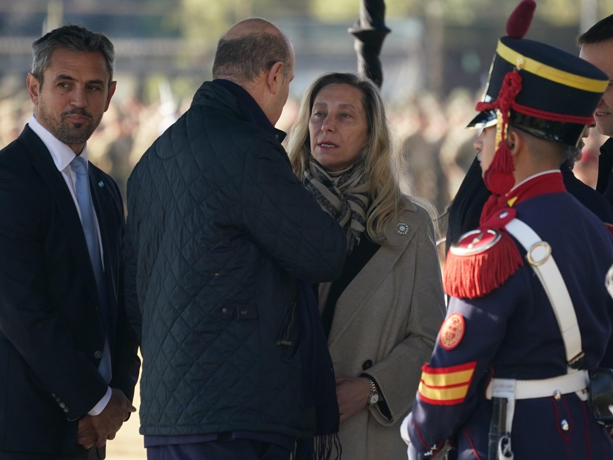 Karina Milei frena a Sturzenegger: los proyectos pasarán por Santilli