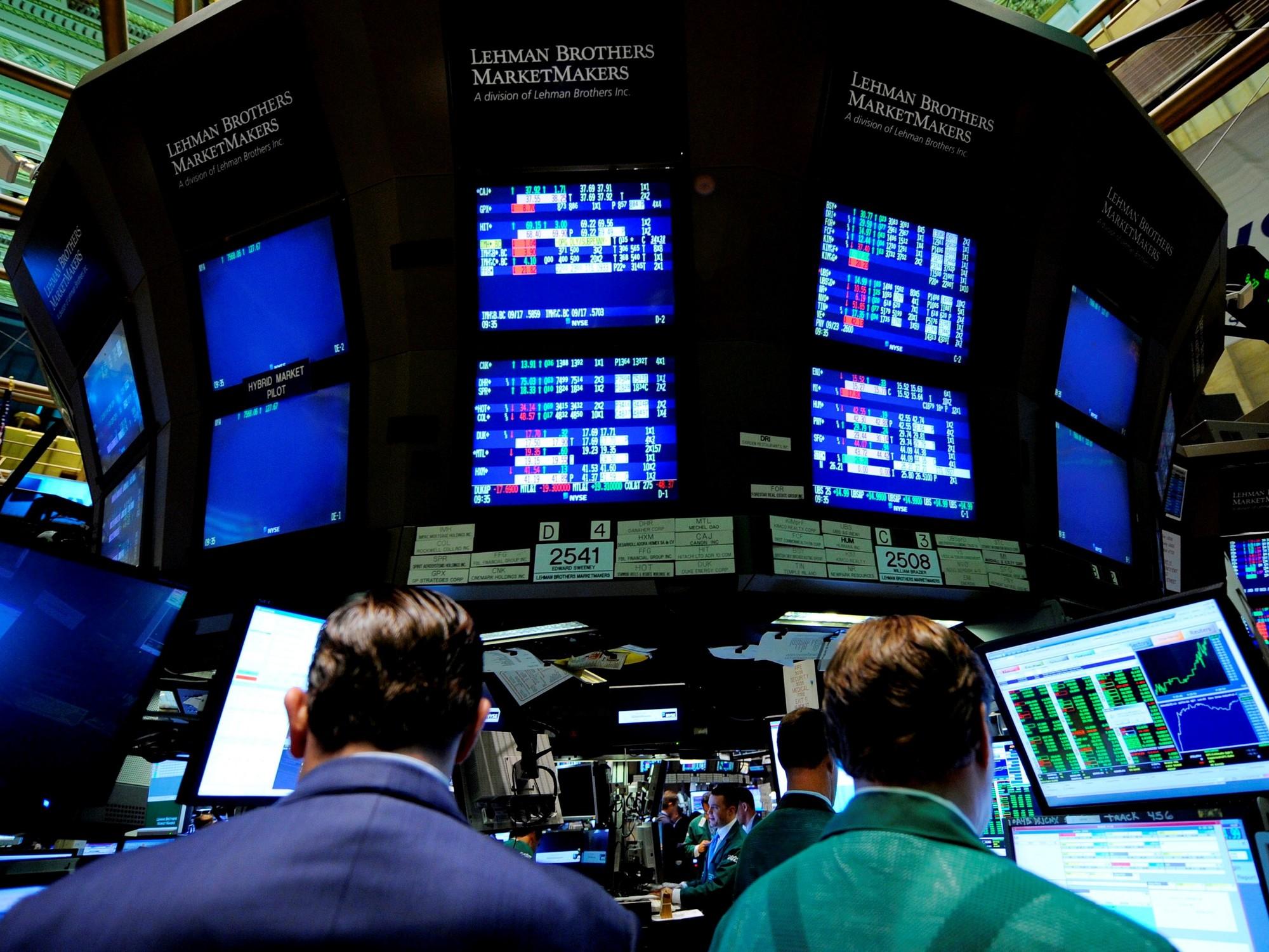 Wall Street debate el plan de Milei: el riesgo país saltó un 35%