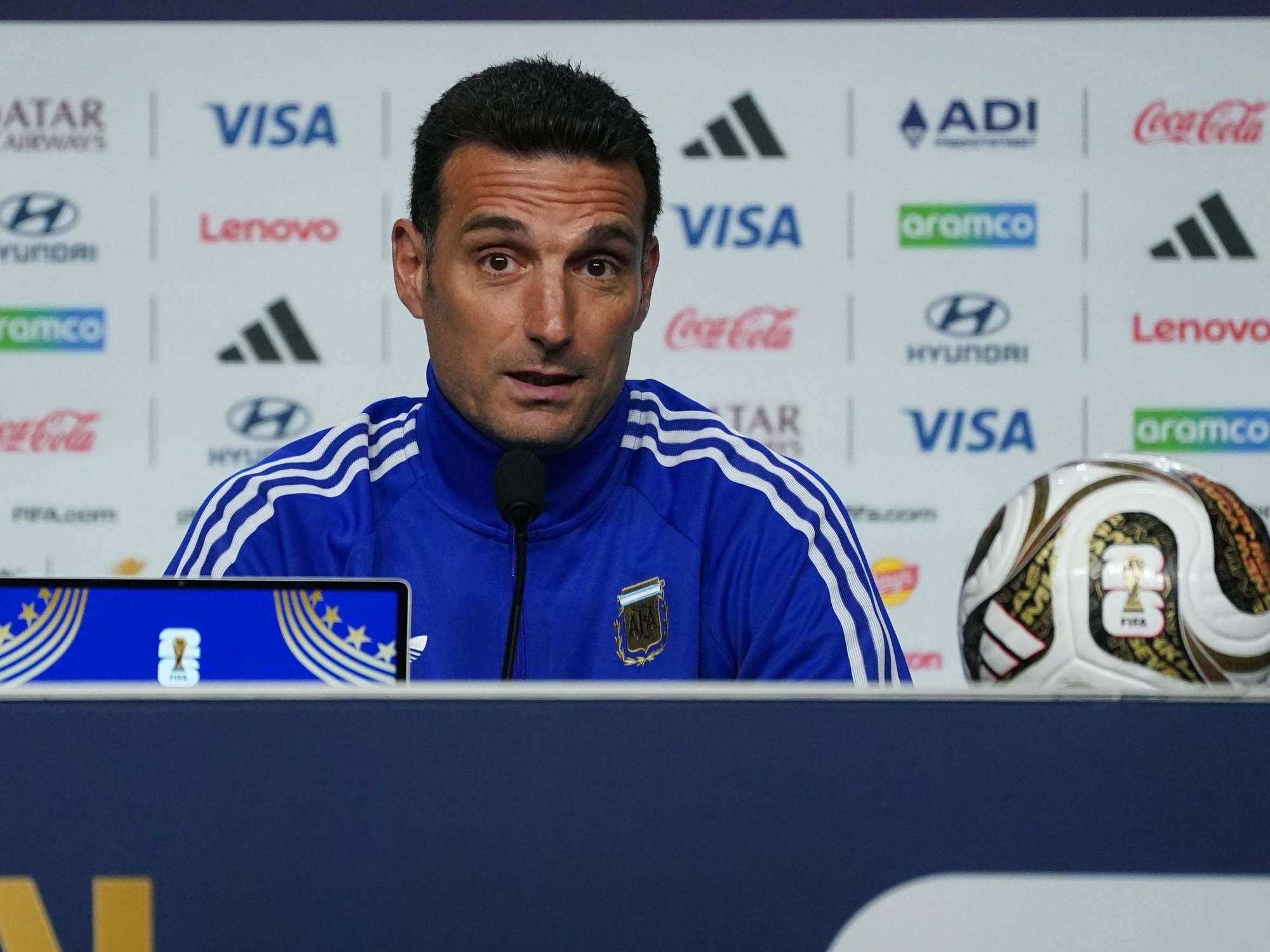 El malestar de Lionel Scaloni por una desprolijidad organizativa que alteró los planes de la Selección