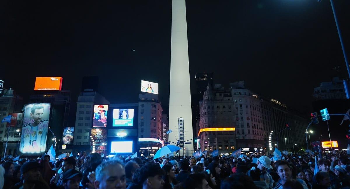 Furor en el Obelisco: miles de hinchas celebran el pase de Argentina a la final del Mundial 2026