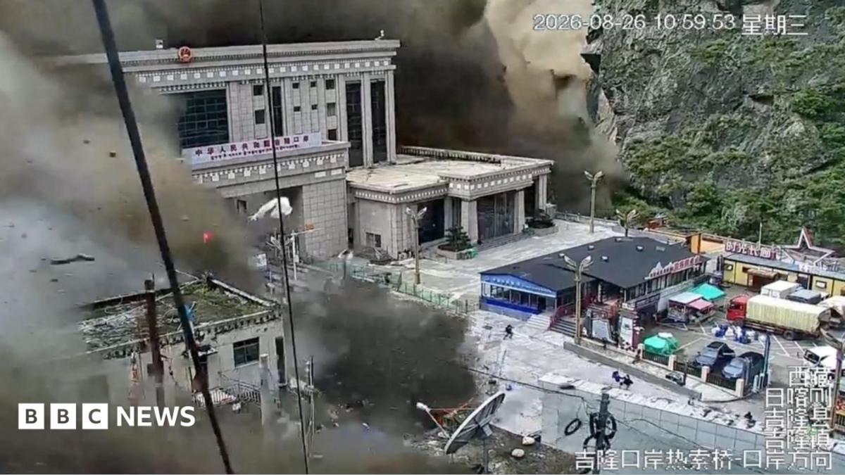 Tíbet y Nepal: al menos 95 muertos y cientos de desaparecidos por una inundación