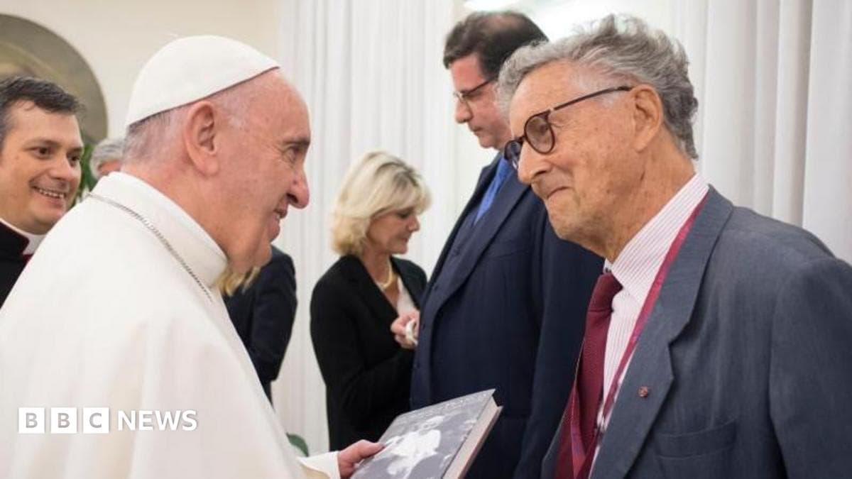 Murió David Willey, el histórico corresponsal de la BBC que cubrió a cinco papas