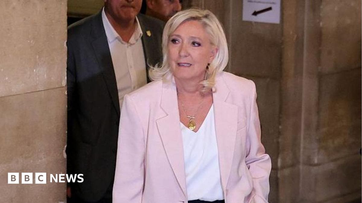 Marine Le Pen fue declarada culpable pero podrá postularse a la presidencia con tobillera electrónica