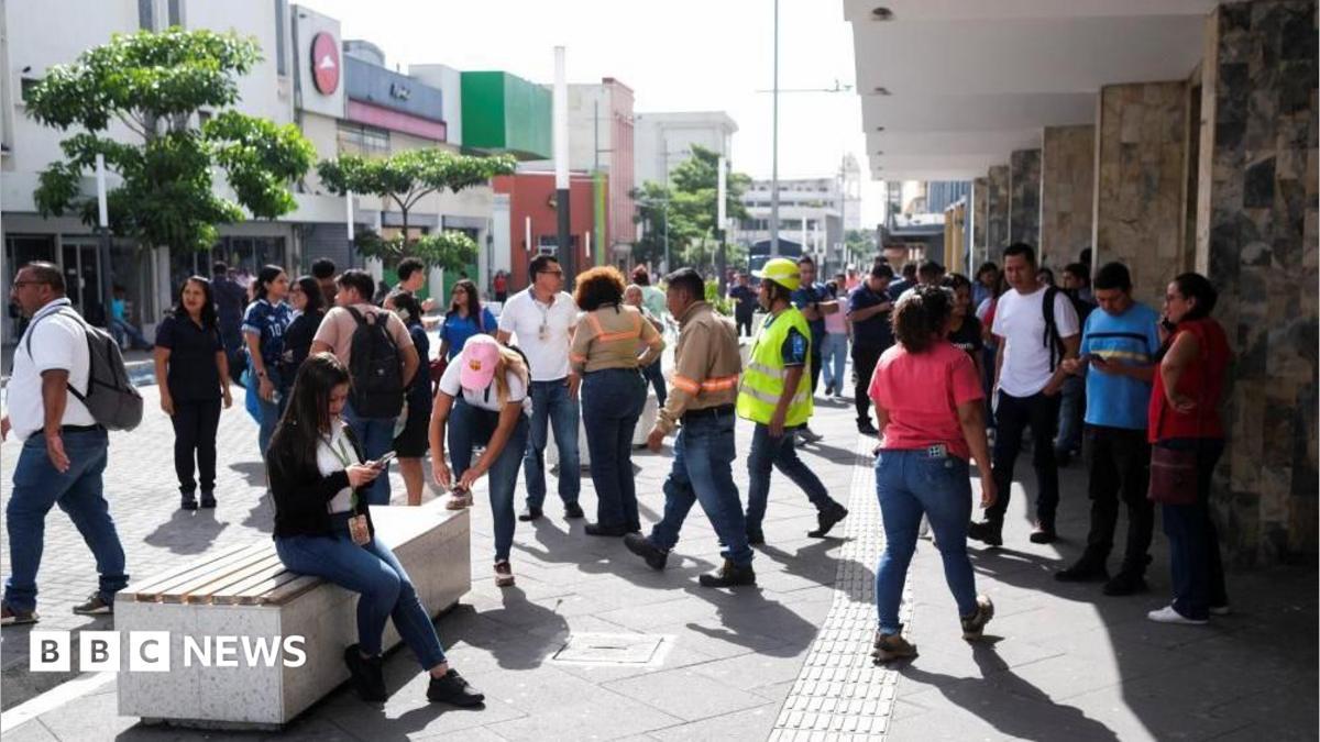 Terremoto de magnitud 7,3 sacude la costa de México y activa alerta de tsunami