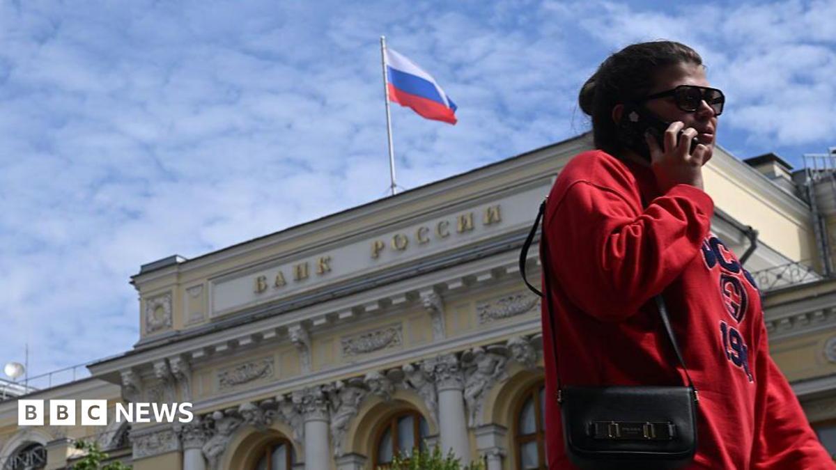 Rusia vuelve al efectivo: el drama que complica su economía