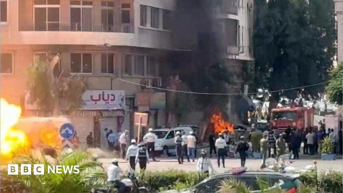 Emmanuel Macron se encuentra a salvo tras registrarse explosiones en la capital siria