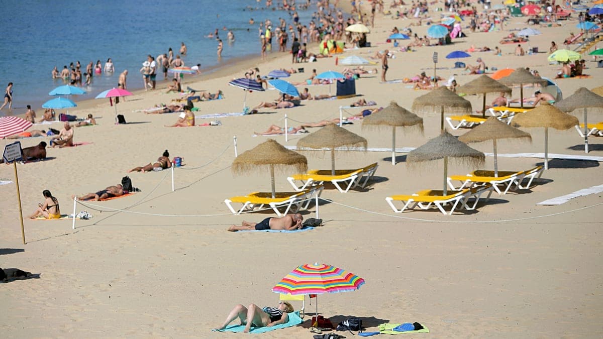 Portugal regula el uso de sus playas: nuevos mapas detallan dónde se puede colocar la sombrilla