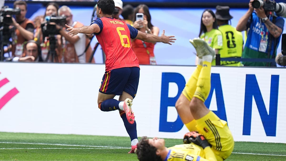 Agónico pase de España: Mikel Merino se vistió de héroe y selló el boleto a semifinales