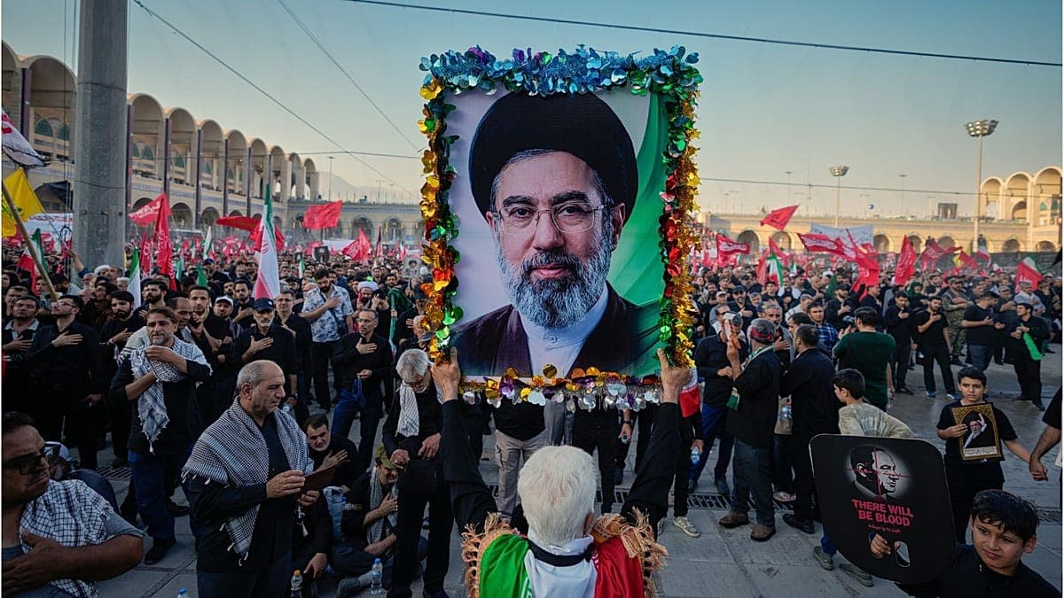 Irán: Mojtaba Jamenei afirma que la venganza por la muerte de su padre es "inevitable"