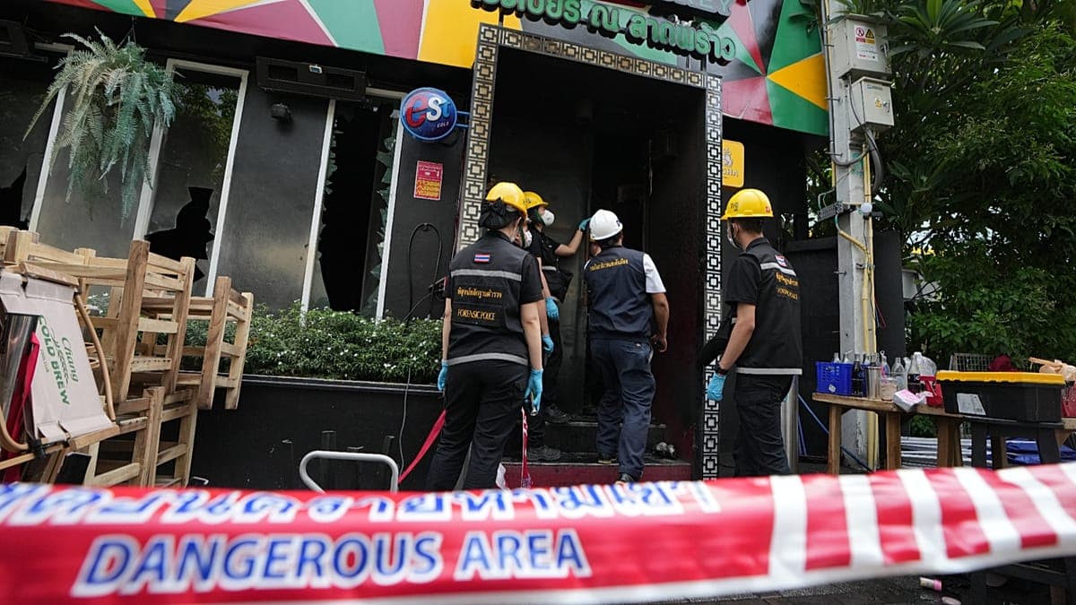 Tragedia en Tailandia: un feroz incendio en un bar en las afueras de Bangkok dejó al menos 27 muertos