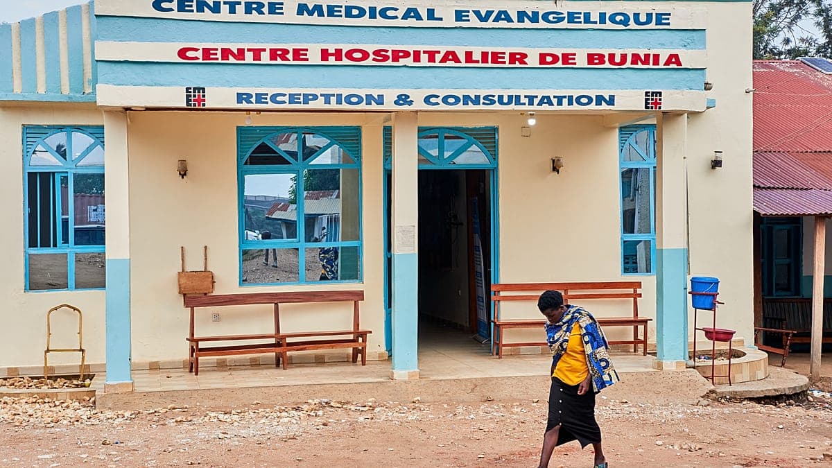 Avance científico: Oxford inicia las pruebas en humanos de una vacuna inédita contra el ébola