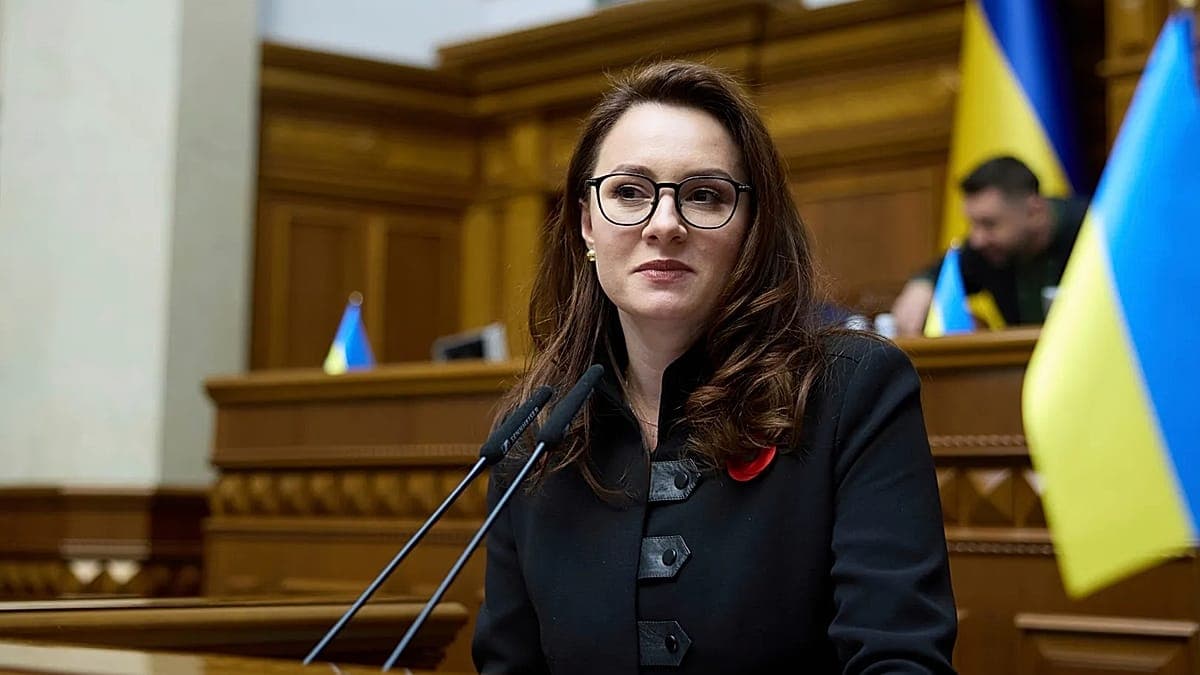 Reestructuración en Kiev: Zelenski rearma su gabinete tras la salida de la primera ministra