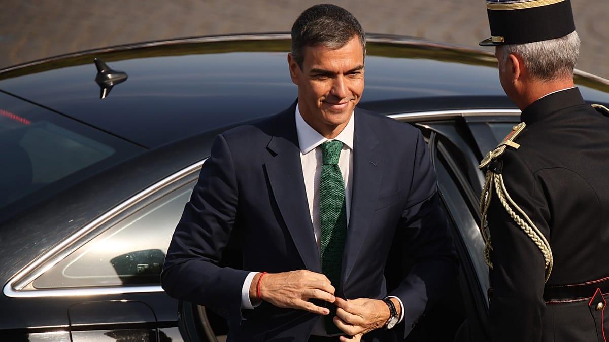 El último sondeo del CIS consolida al PSOE en la cima y estira la ventaja sobre el PP