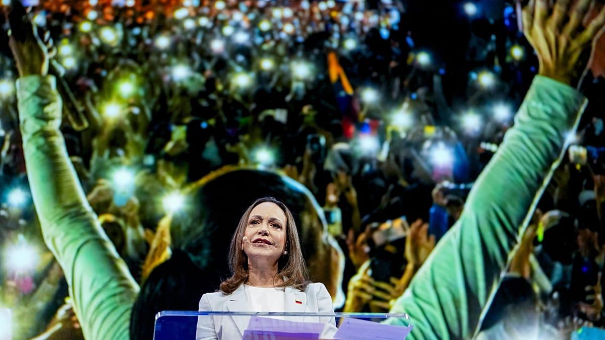 Estados Unidos avala el regreso de María Corina Machado a Venezuela pero sostiene el diálogo con el chavismo