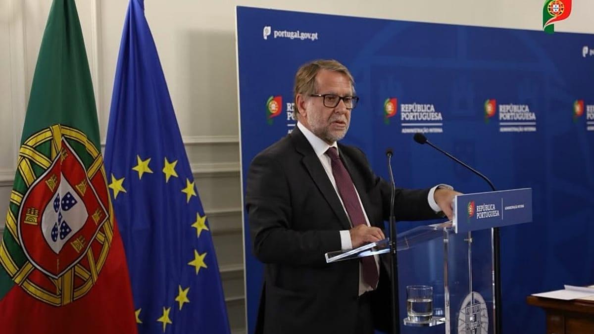 Crisis política en Portugal: investigan al ministro Luís Neves por presuntos favores a un empresario