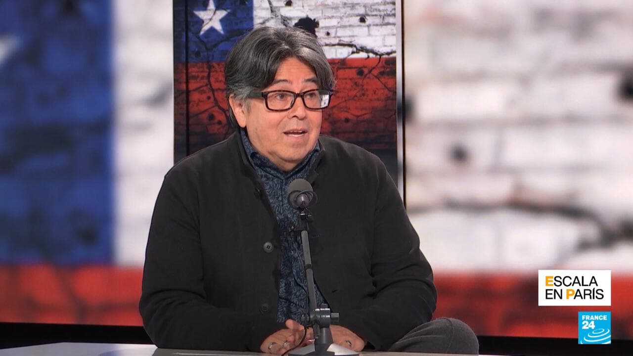 Memorias del destierro: Alfredo Pena-Vega y las voces silenciadas de la juventud bajo el pinochetismo