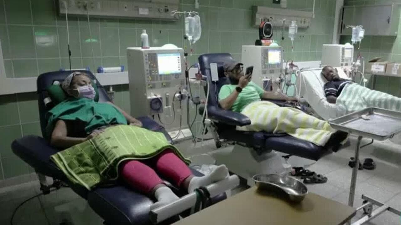 Cuba: la escasez de recursos y las sanciones de EE.UU. ponen en jaque el tratamiento de pacientes con cáncer