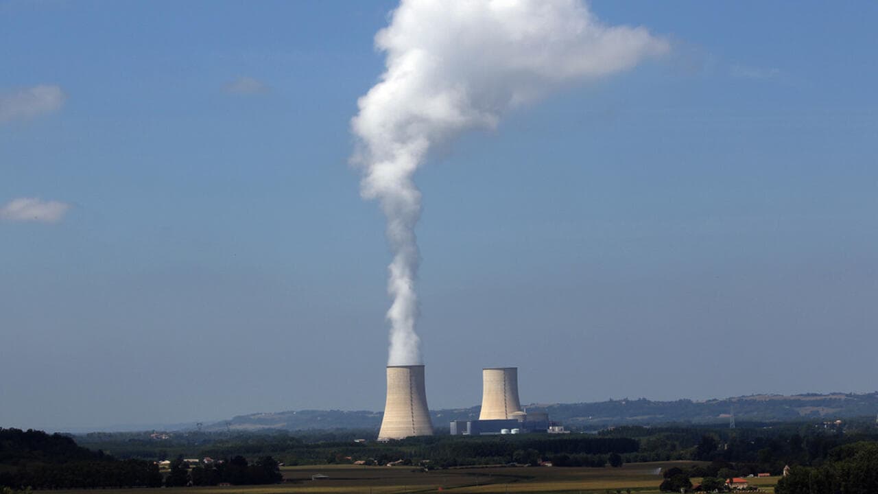 Francia frena la actividad de sus centrales nucleares ante una ola de calor histórica
