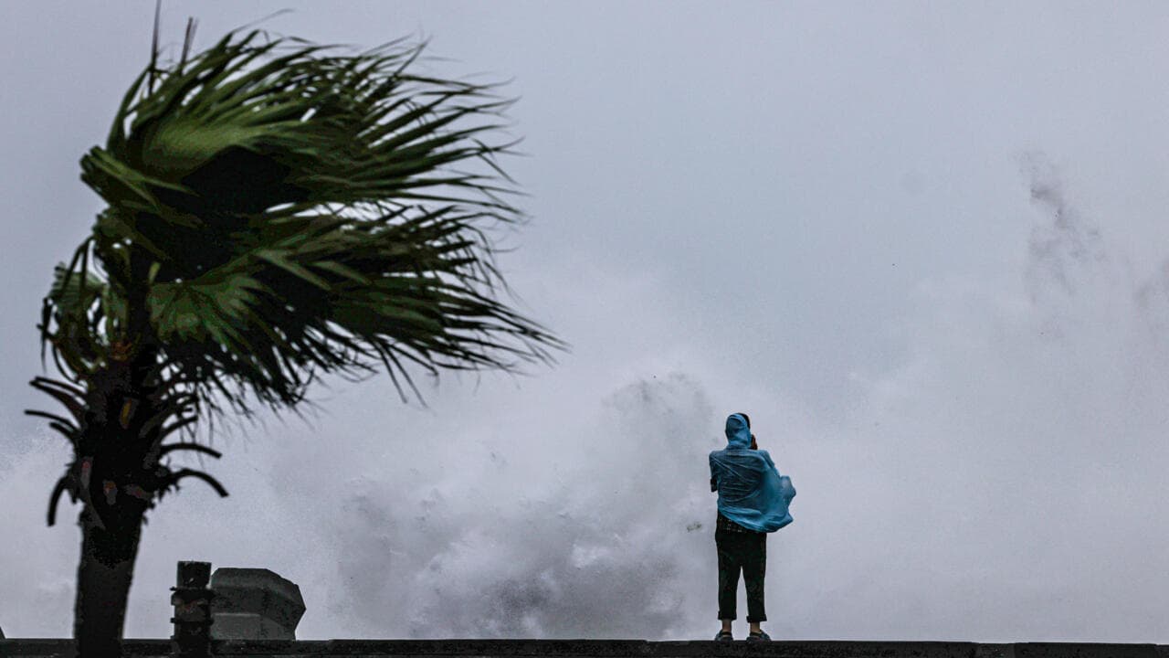 Alerta máxima en China: evacuan a más de 1,8 millones de personas por la llegada de un potente tifón