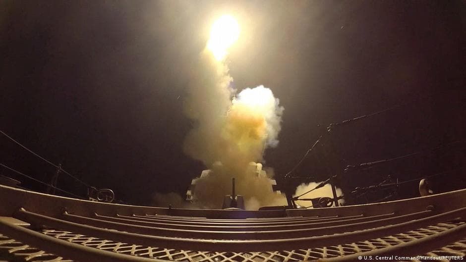 Escala la tensión en Medio Oriente: Estados Unidos bombardeó posiciones vinculadas a Irán por tercera noche consecutiva