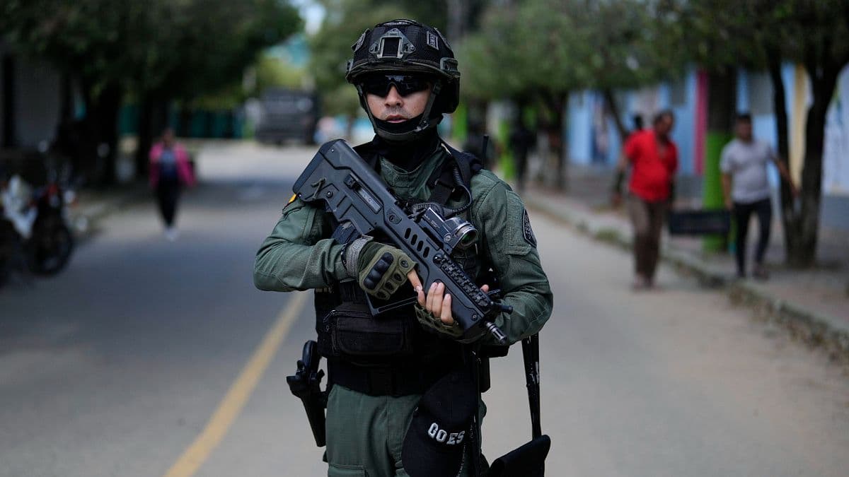 Conflicto en Colombia: el ELN secuestró dos micros con unos 39 pasajeros