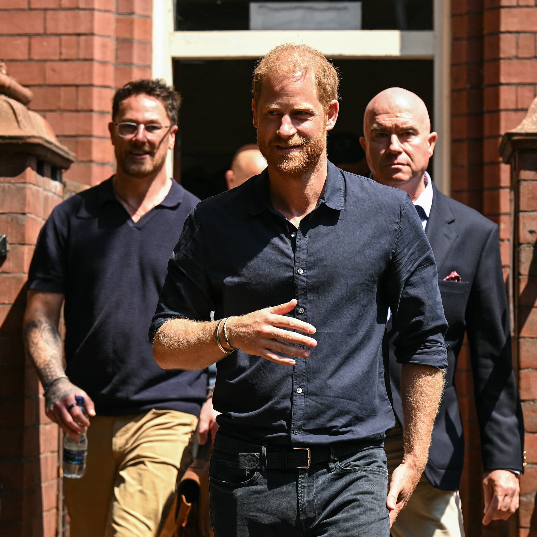¿Tregua real? Harry y Meghan visitaron al rey Carlos III y a la reina Camila
