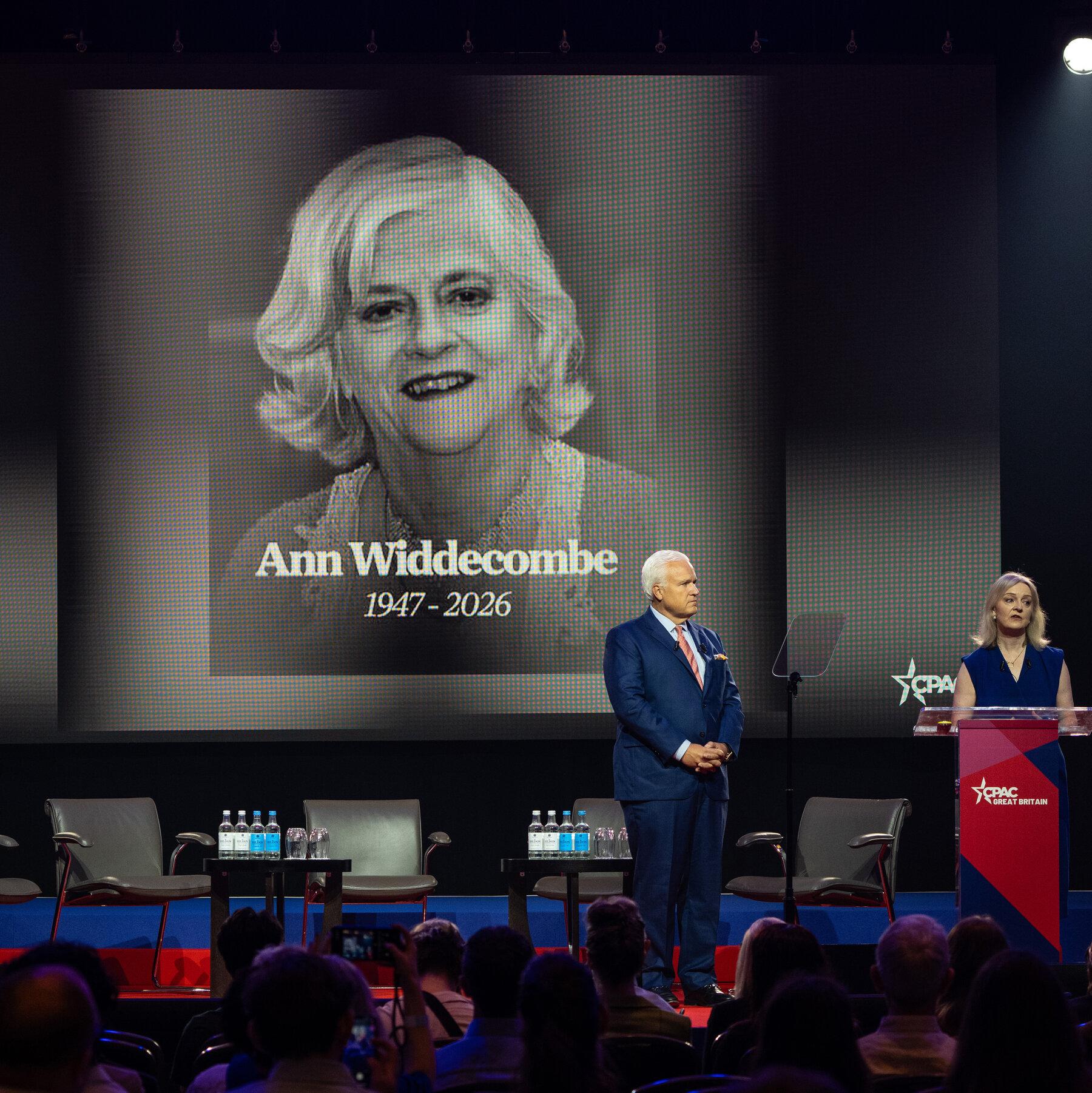 Ann Widdecombe: la fiscalía reveló cómo fue el ataque en su casa