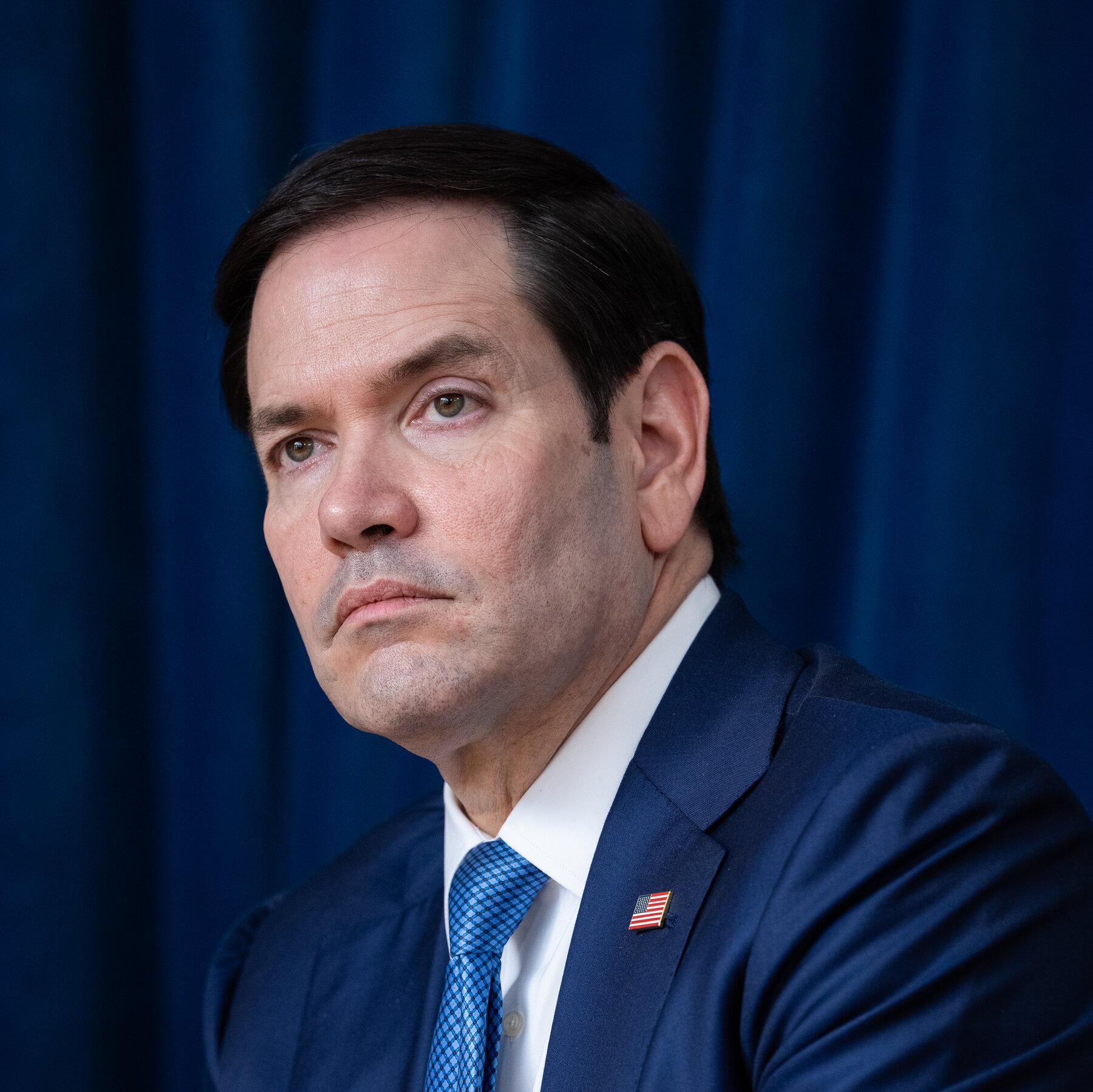 Marco Rubio e Irán: Estados Unidos no frenará los ataques en Ormuz