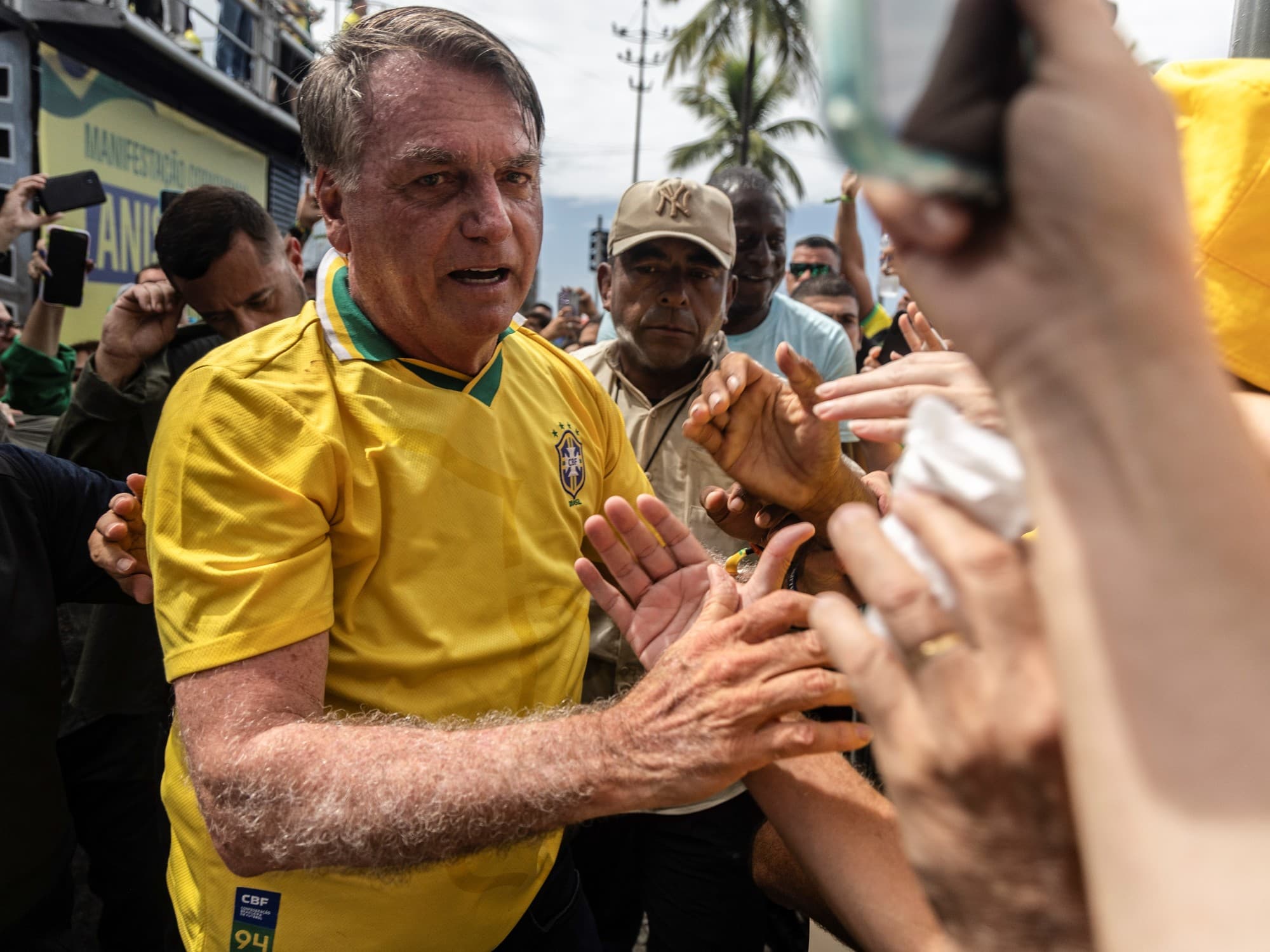 El costo del cine: cómo una película sobre Bolsonaro arruinó las aspiraciones presidenciales de su hijo
