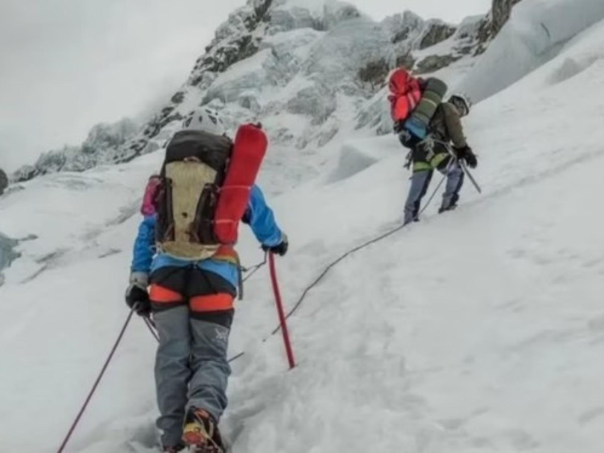 Tragedia en el Huascarán: un muerto y dos heridos tras una nueva avalancha en Perú