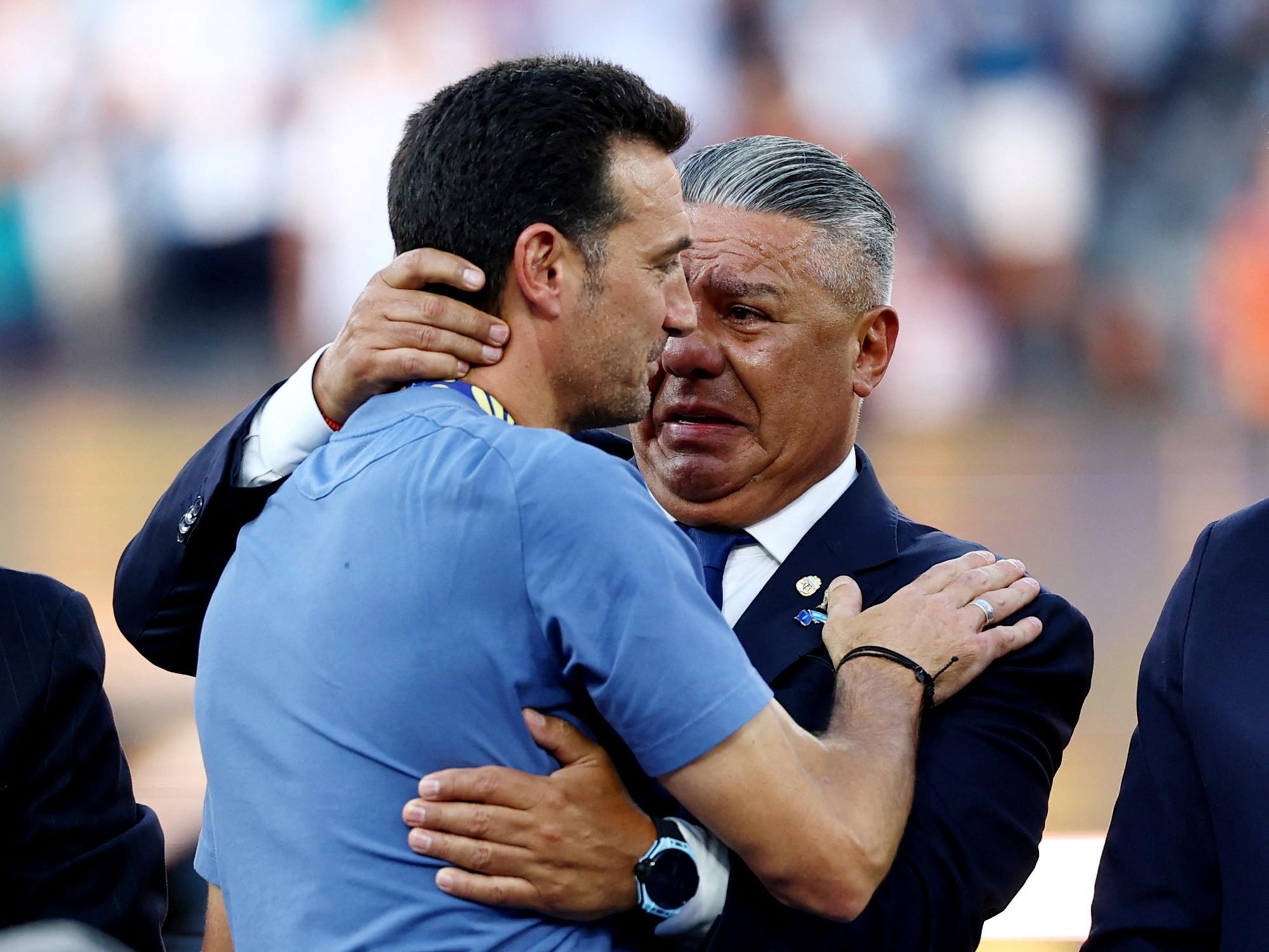 Chiqui Tapia cruza a los críticos de la Selección y confirma a Scaloni: 'Es mi plan A, B y C'
