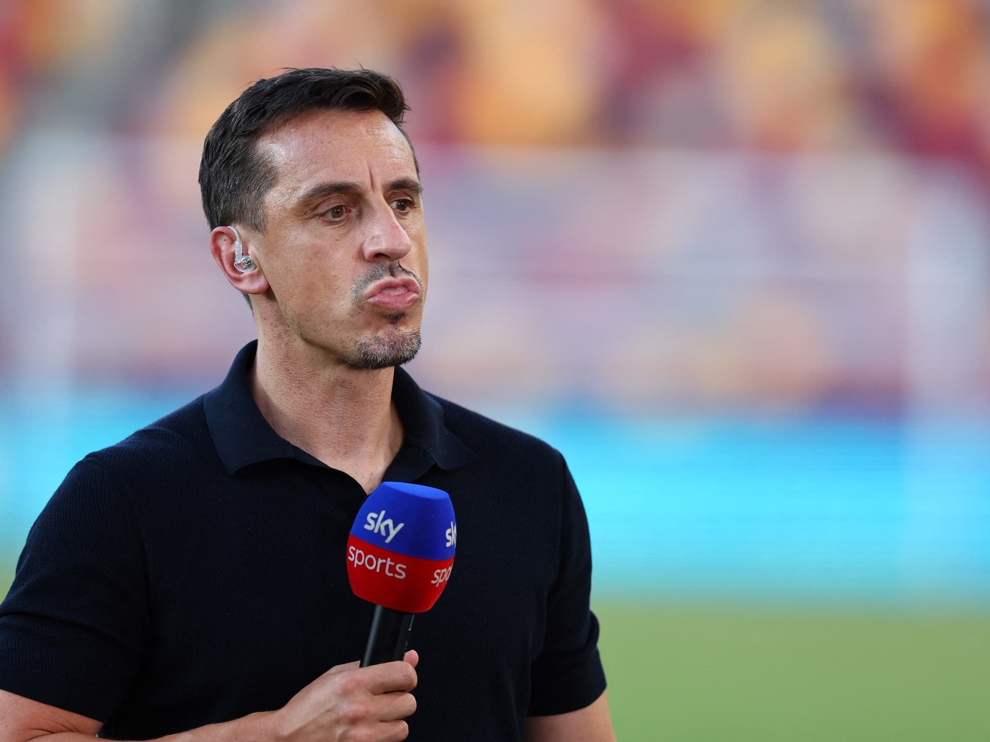 Gary Neville y una tajante definición sobre la zaga central de la Selección Argentina