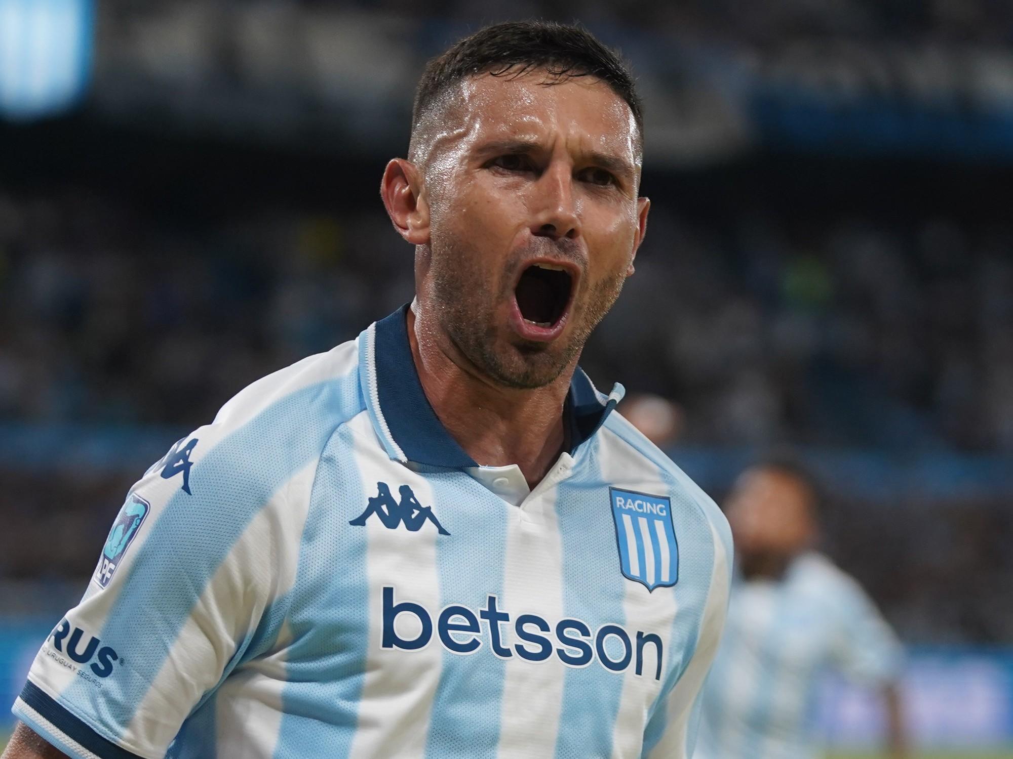 Racing y las bajas clave que complican el debut de Vojvoda
