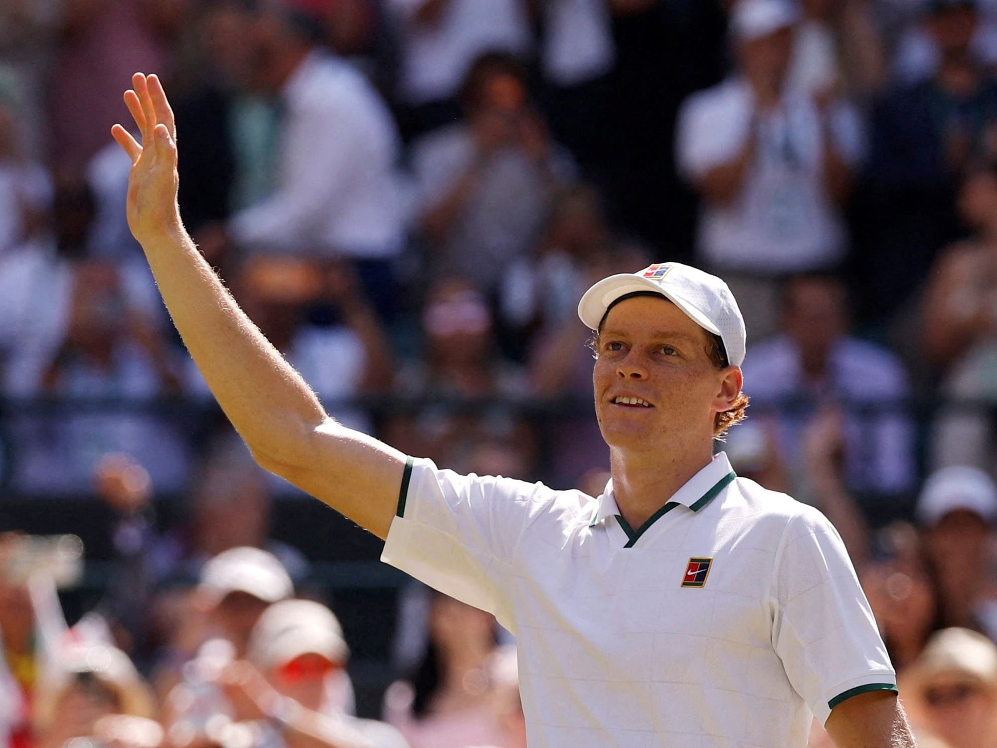 Wimbledon: Jannik Sinner avanzó a paso firme y ya está en semifinales