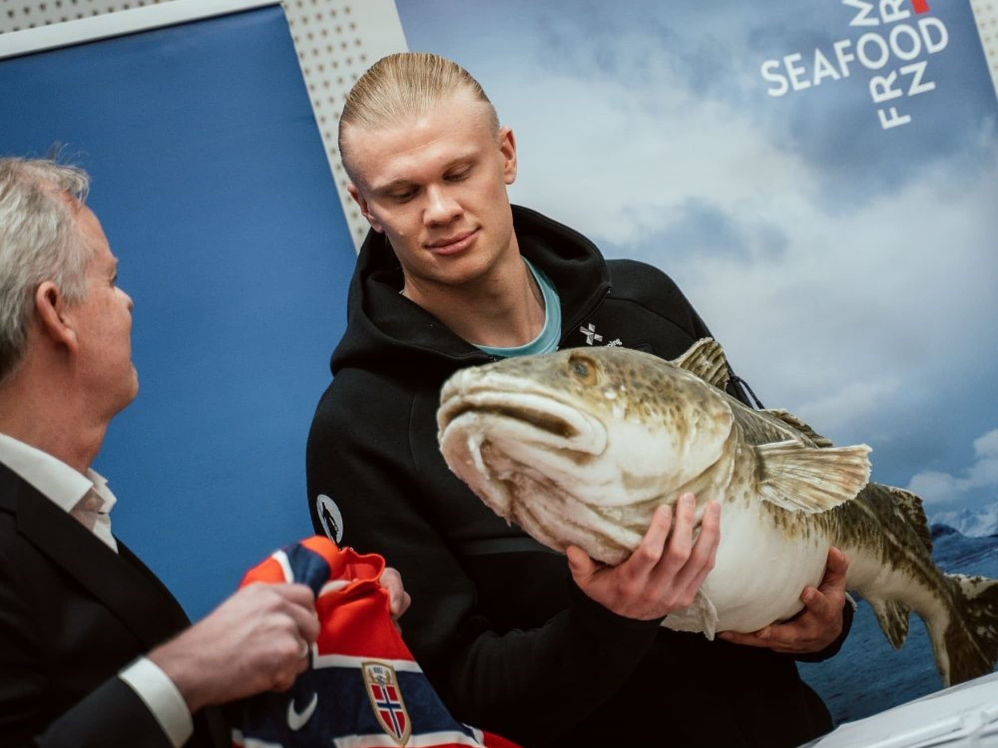 El insólito cargamento de Noruega para el Mundial: salmón y una dieta estricta para buscar las semifinales
