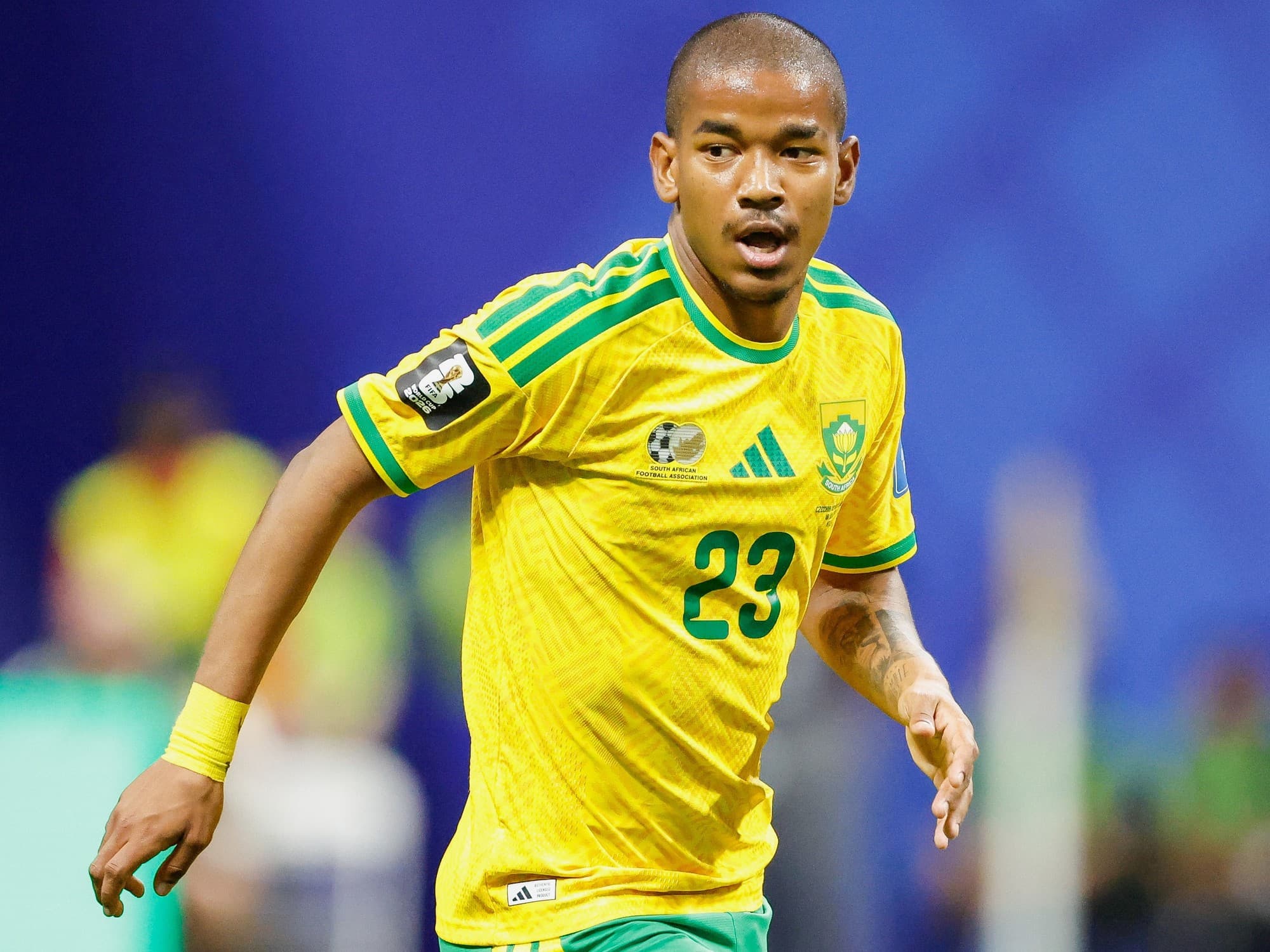 Conmoción en el fútbol: investigan la muerte del jugador sudafricano Jayden Adams