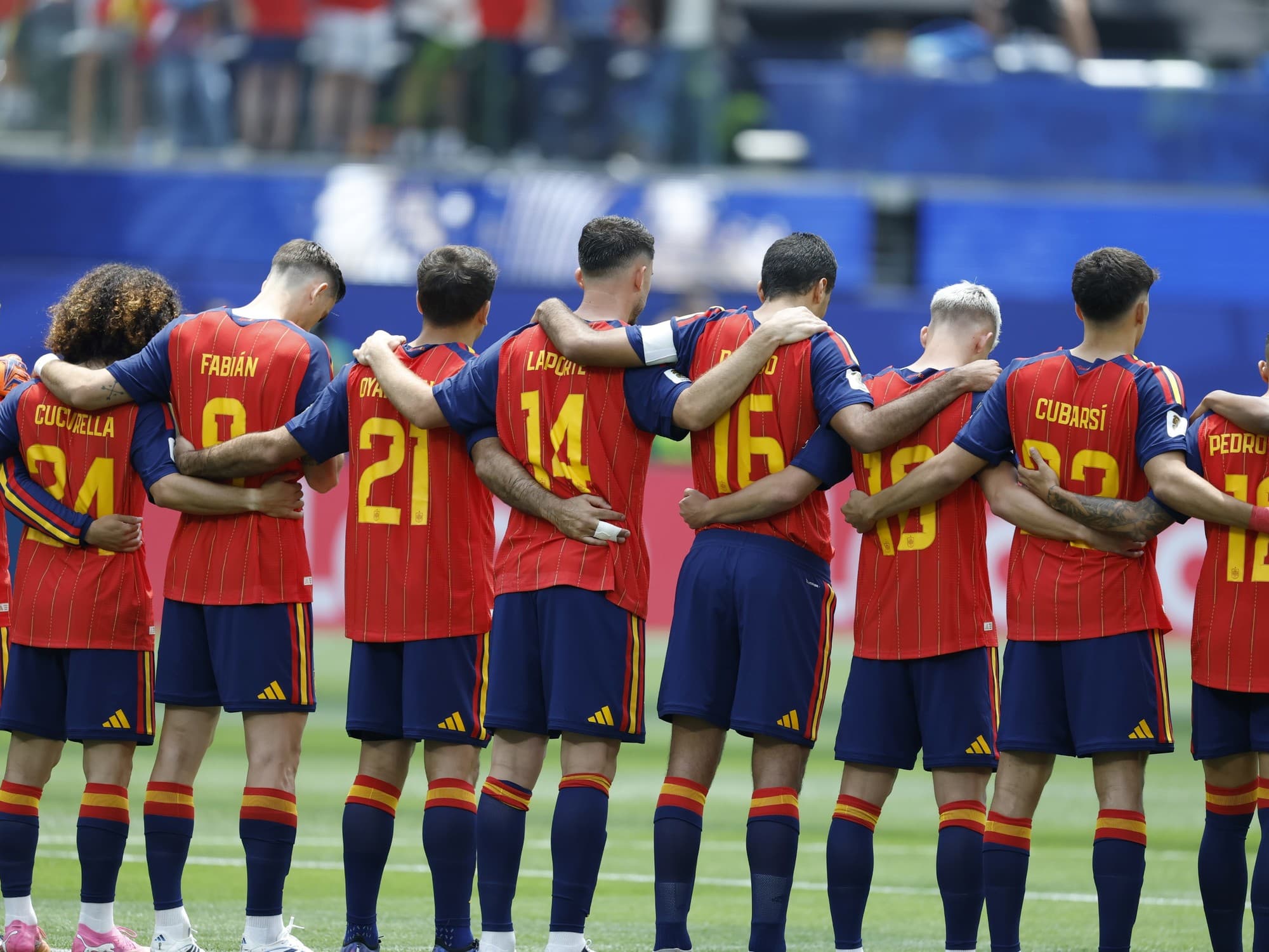 Futbolistas españoles repudiaron dichos racistas de Mariano Rajoy contra Francia