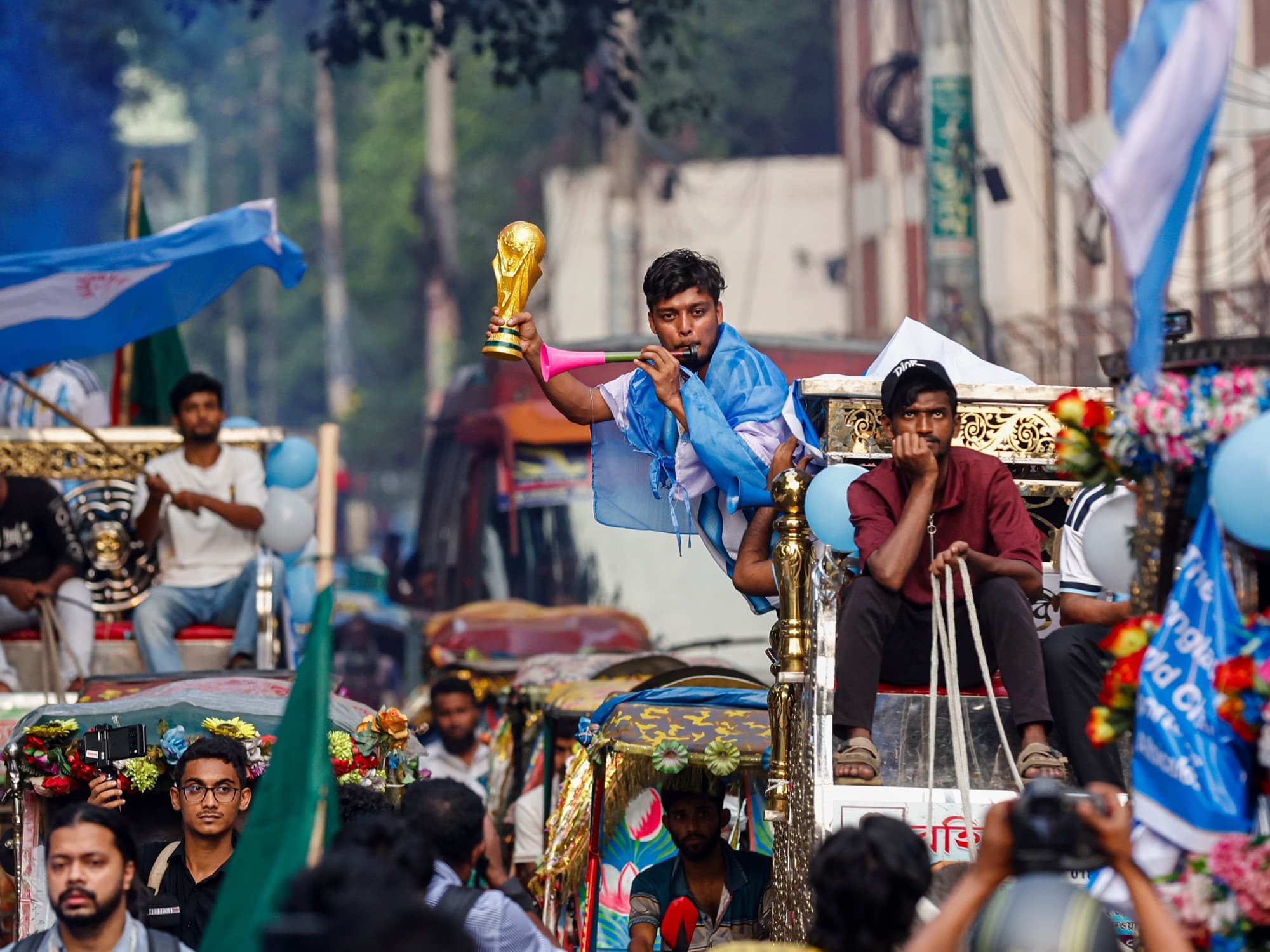El origen de una pasión incondicional: por qué Bangladesh alienta a la Selección Argentina
