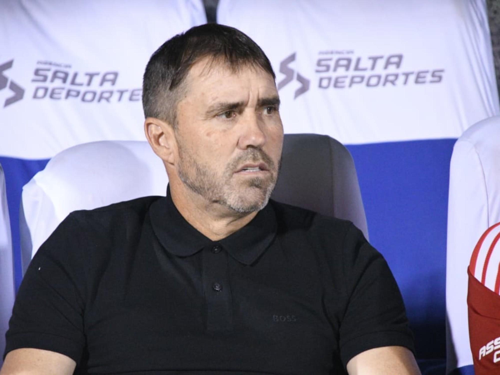 Coudet tras la derrota: ¿por qué calificó el partido de papelón?
