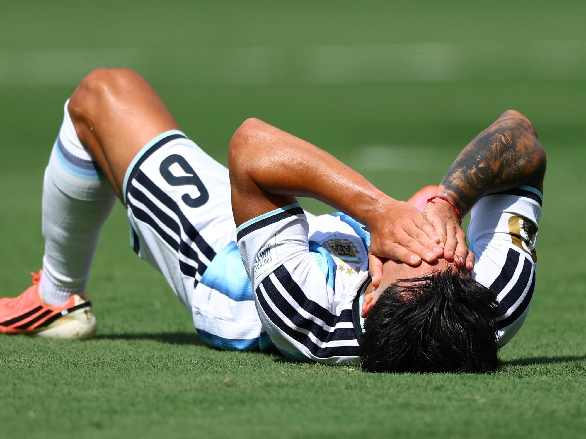 Selección Argentina: Martínez y Romero salieron lesionados