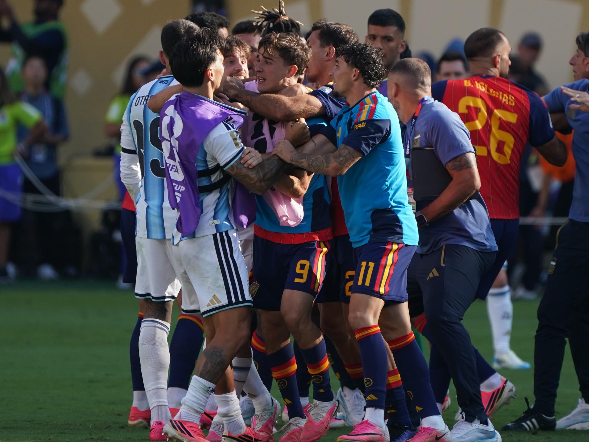 Selección Argentina: la sanción de FIFA que amenaza a tres figuras